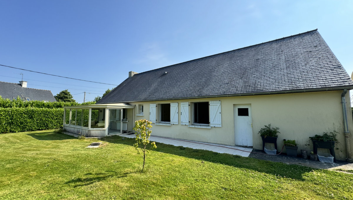 CAOUENNEC-LANVEZEAC - Maison de plain-pied de 110 m2 avec 4 chambres Maison Vente